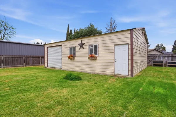 $579,999 | 7888 Cedar Lane, Hilmar, CA 95324