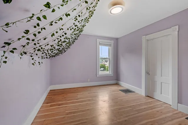 $350,000 | 376 Portland Street, St. Johnsbury, VT 05819