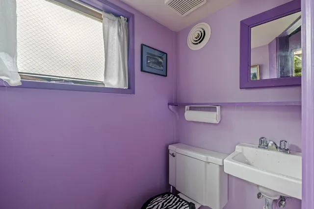 $350,000 | 376 Portland Street, St. Johnsbury, VT 05819