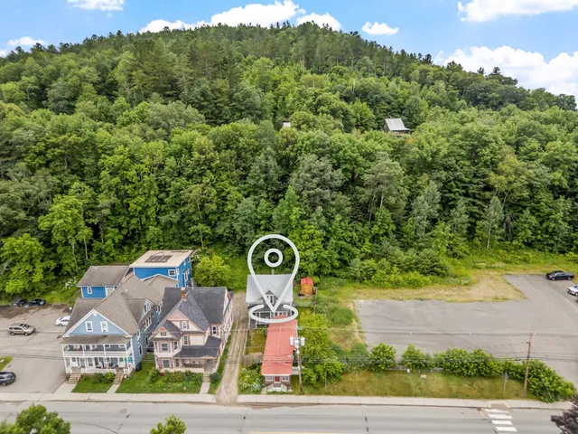$350,000 | 376 Portland Street, St. Johnsbury, VT 05819