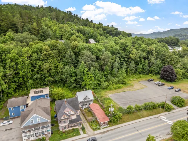 $350,000 | 376 Portland Street, St. Johnsbury, VT 05819