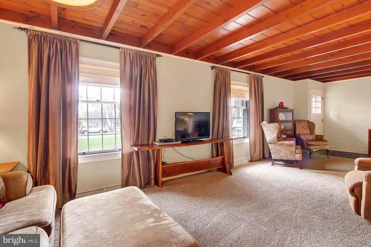 69 Reynolds Mill Road York, PA 17403 - Photo 2 of 36 Gallery Image 2