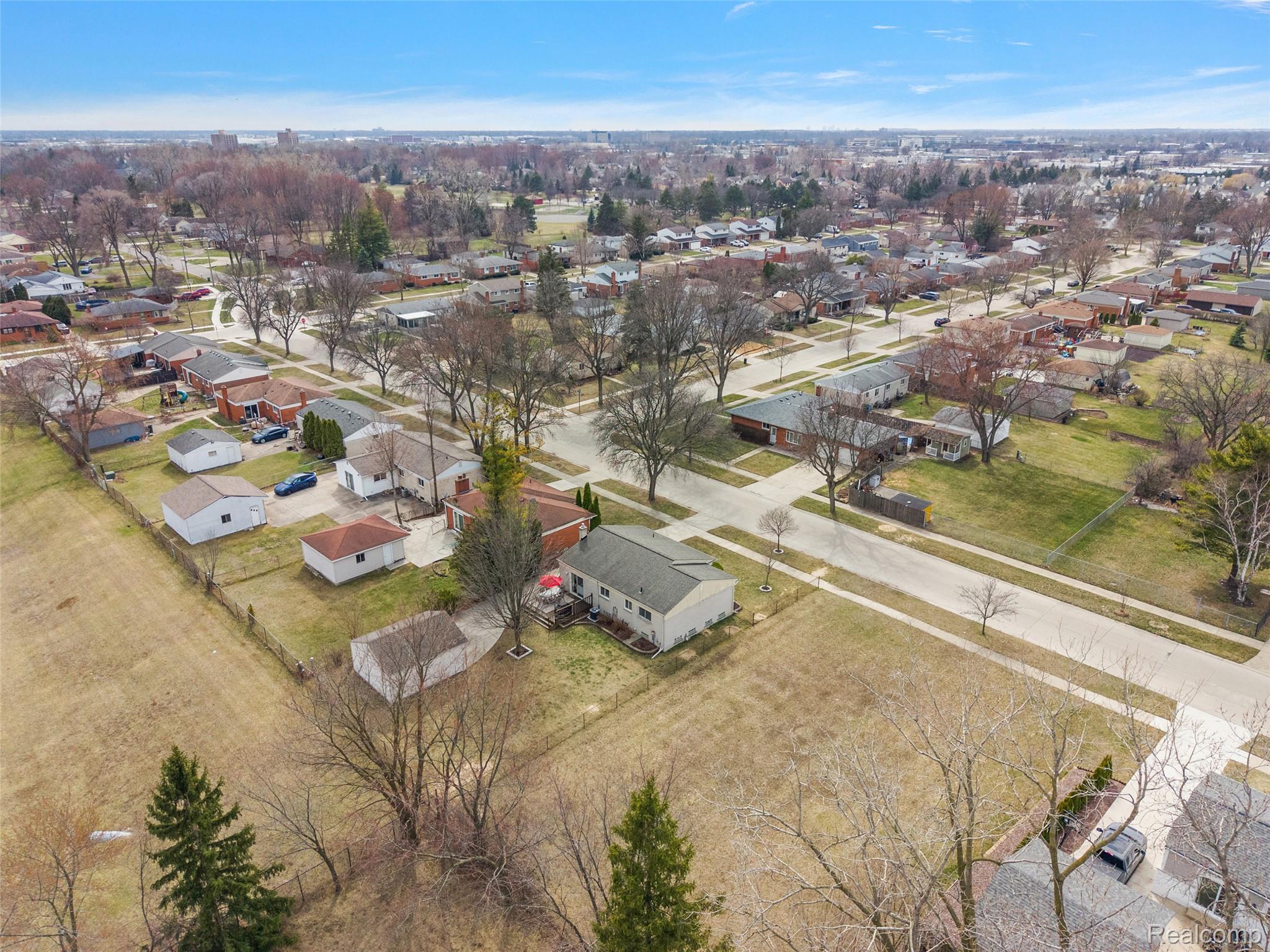 2386 Milverton Road Troy, MI 48083 - Photo 58 of 65 Drone Photo
