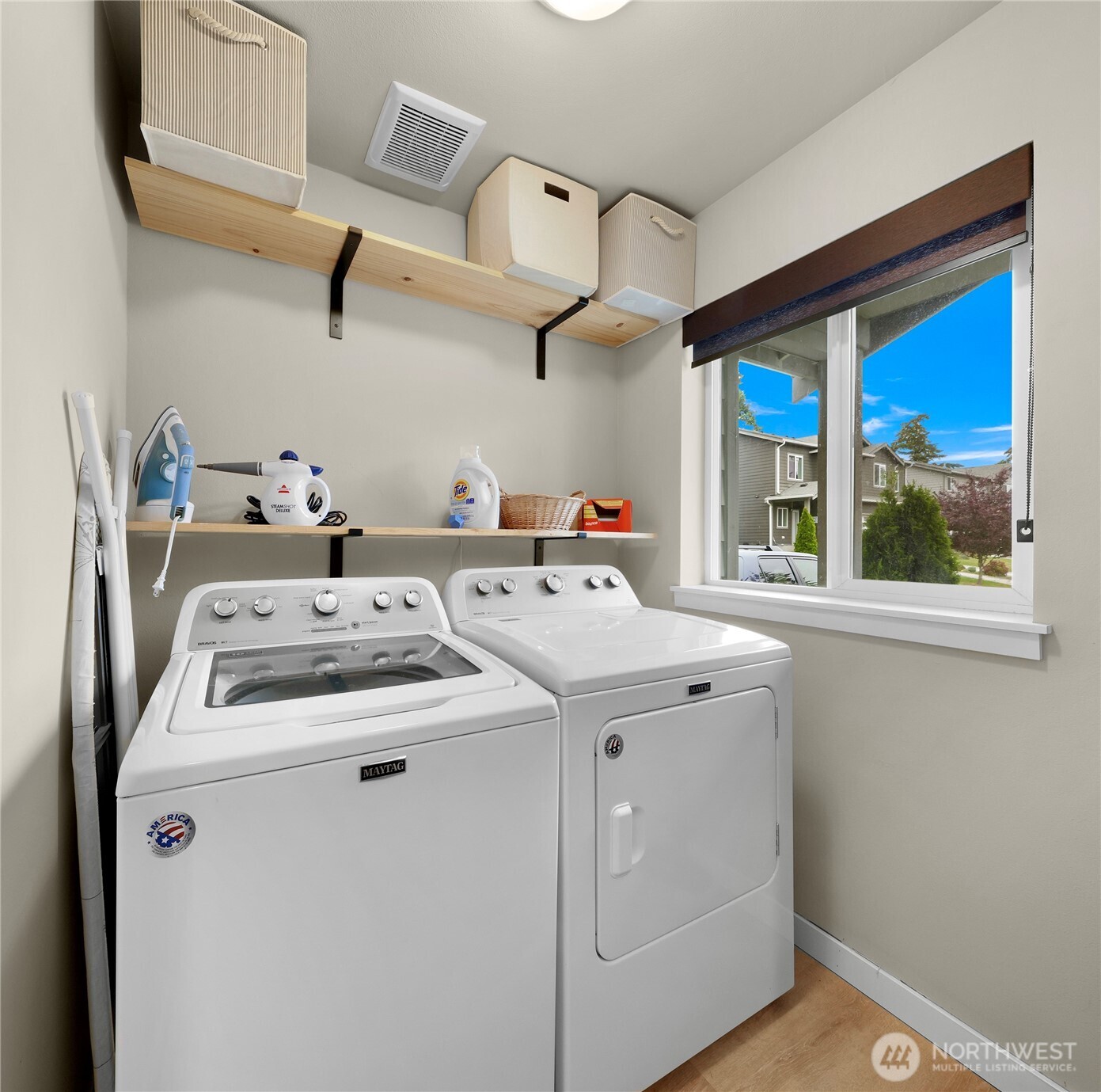 1911 Southwest Cooper Way Oak Harbor, WA 98277 - Photo 13 of 23