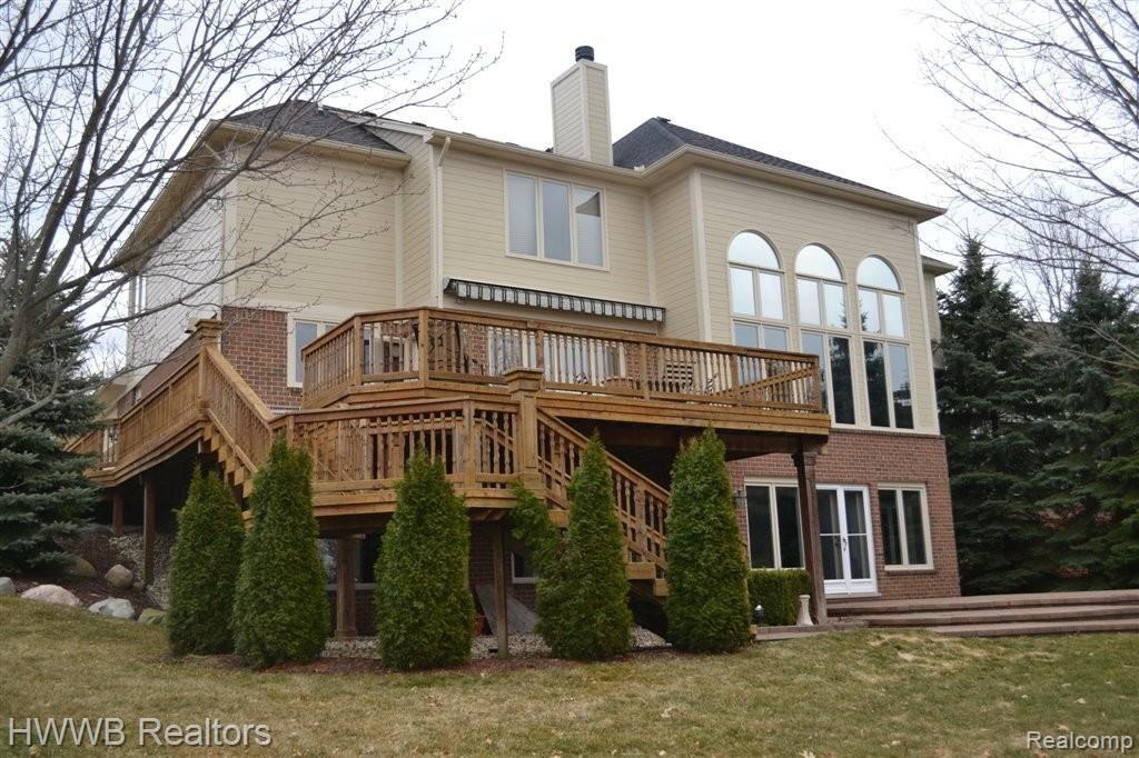 487 Springview Drive Rochester, MI 48307 - Photo 5 of 5 photo 5.JPG