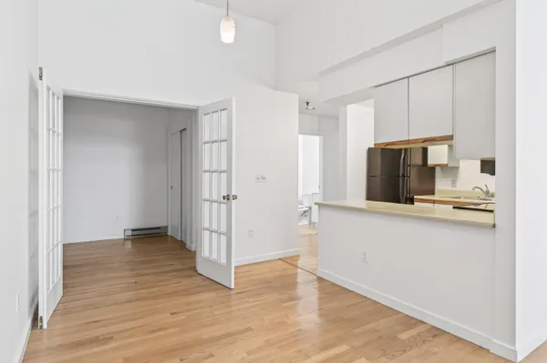 $380,000 | 245 Broadway, Unit 202, South Portland, ME 04106