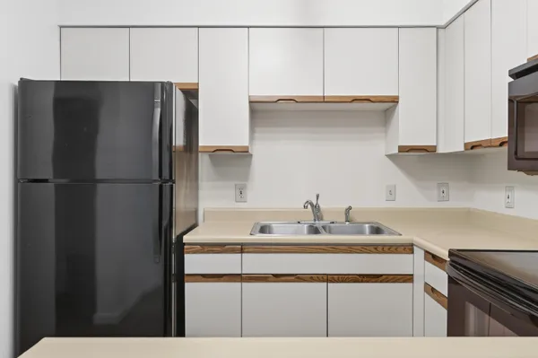 $380,000 | 245 Broadway, Unit 202, South Portland, ME 04106