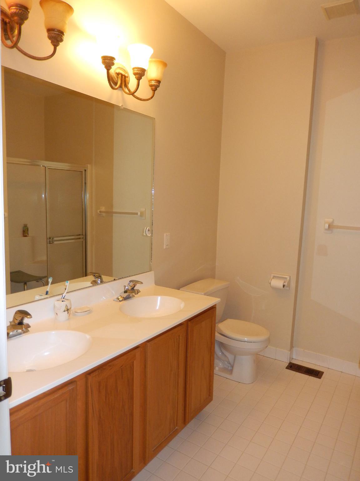 1293 Country Club Drive Springfield, PA 19064 - Photo 23 of 33