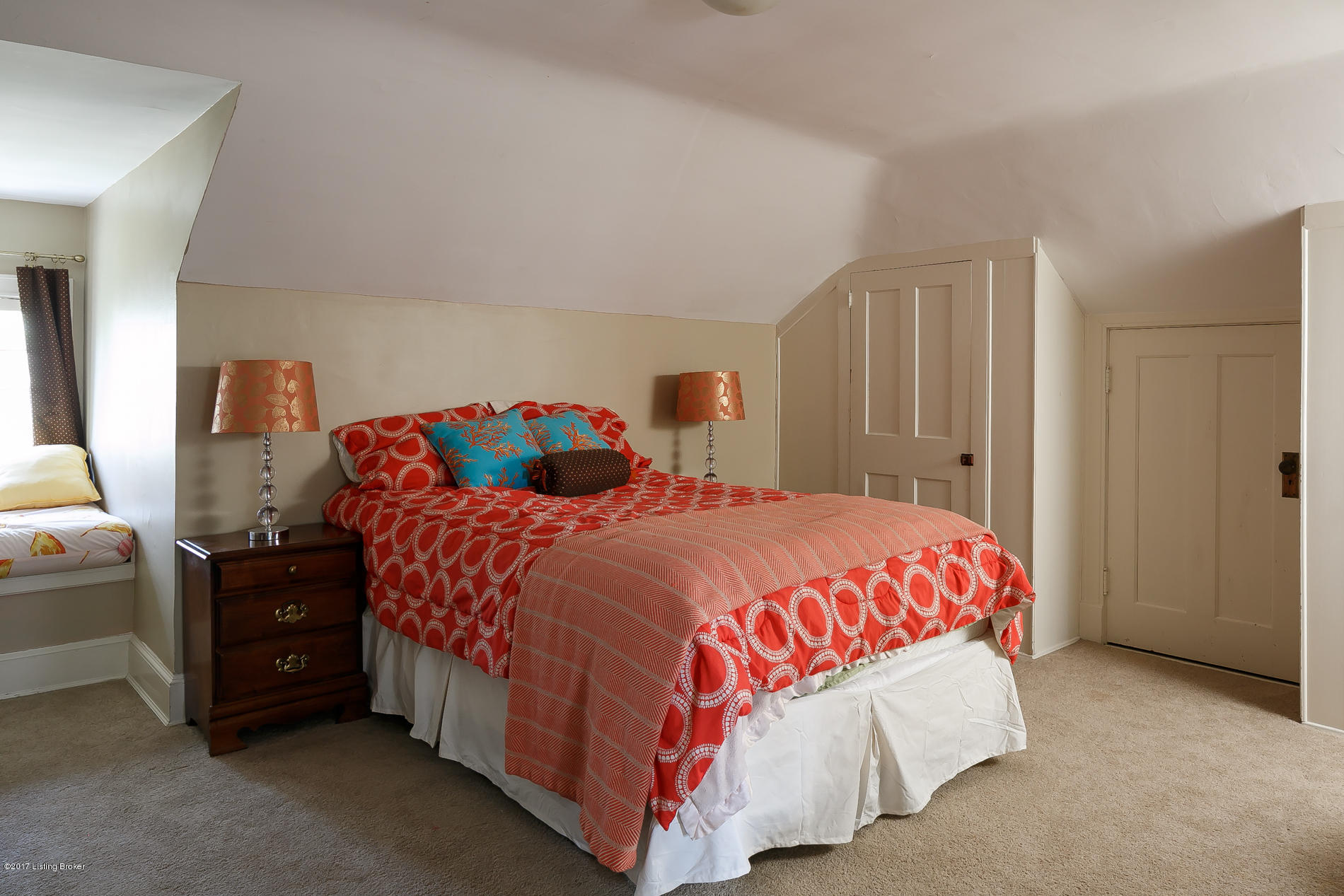 92 Valley Road Louisville, KY 40204 - Photo 39 of 40 Tim Furlong Jr. - JS - 92 Valley Rd. (39