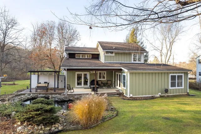 $359,900 | 9 Standish Drive, Apalachin, NY 13732