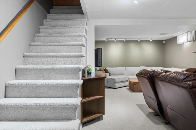 $359,900 | 9 Standish Drive, Apalachin, NY 13732