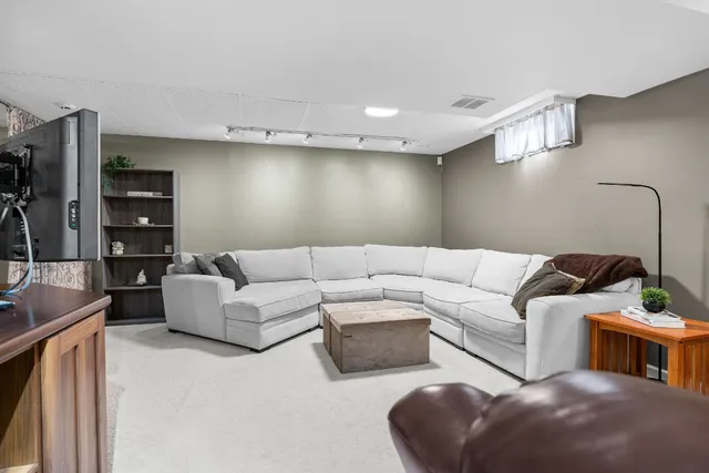 $359,900 | 9 Standish Drive, Apalachin, NY 13732