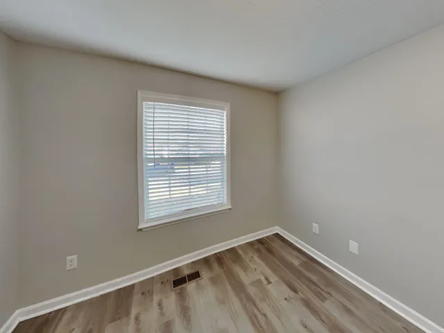 $1,979 | 531 Winning Drive, Columbia, TN 38401