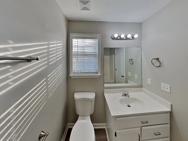 $1,979 | 531 Winning Drive, Columbia, TN 38401