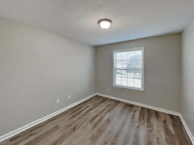 $1,979 | 531 Winning Drive, Columbia, TN 38401