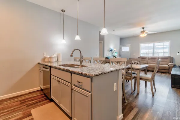 $247,500 | 2645 Orleans Trace, Evansville, IN 47715