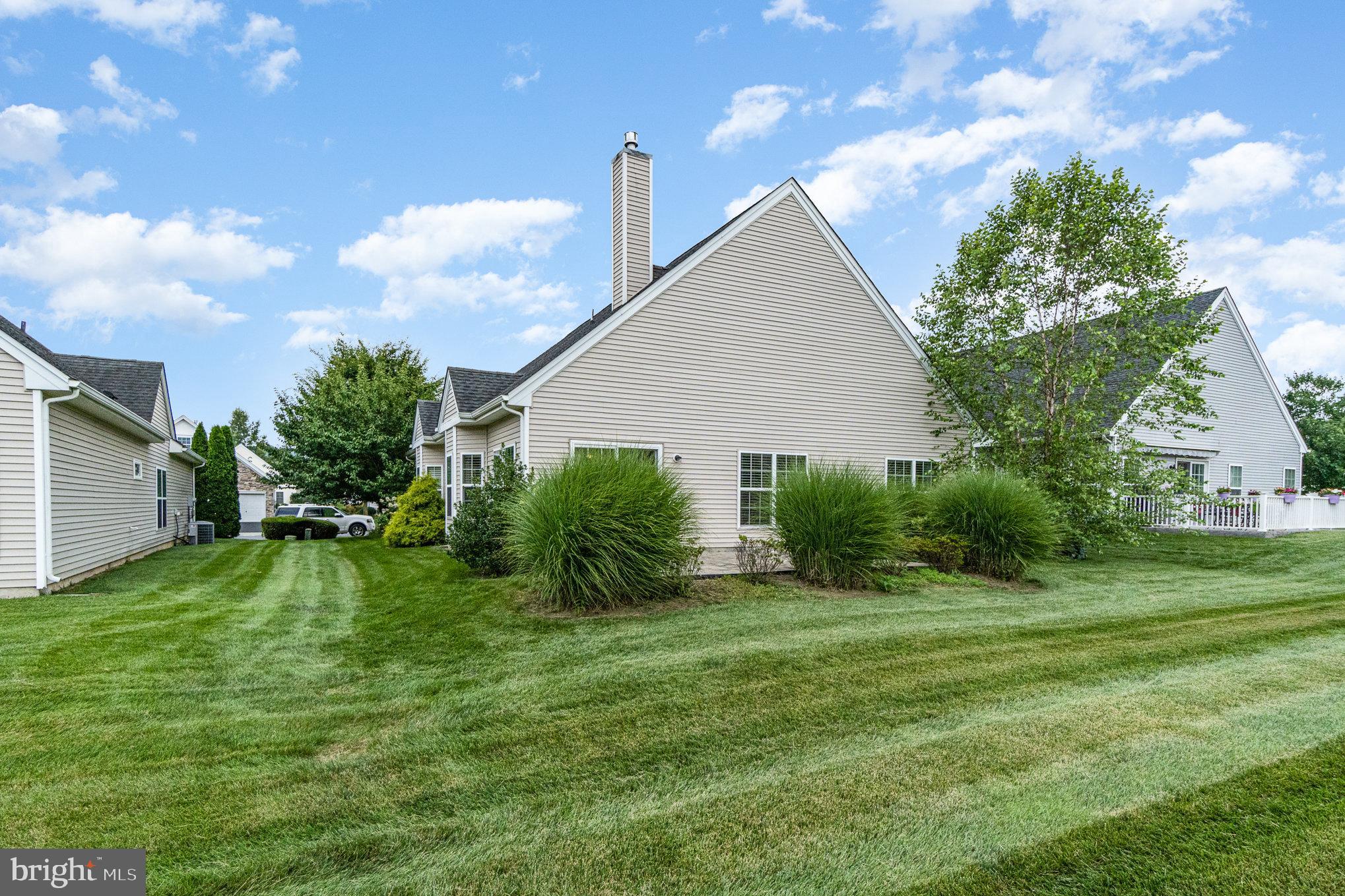 1512 Hudson Road Lancaster, PA 17601 - Photo 26 of 33 Side View