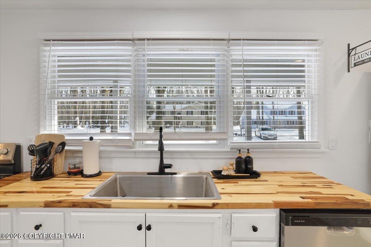 110 Linden Loop Pocono Summit, PA 18346 - Photo 18 of 55 30-RBP50411