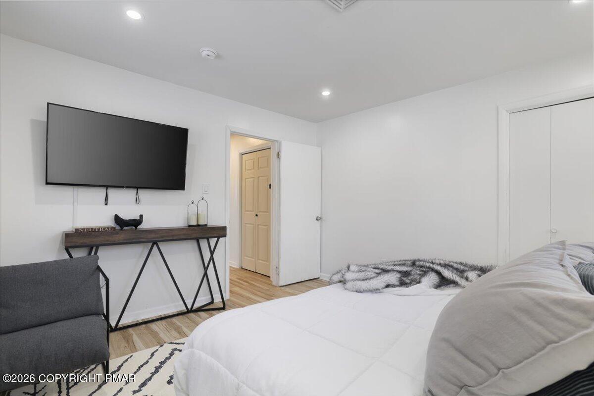 110 Linden Loop Pocono Summit, PA 18346 - Photo 21 of 55 12-RBP50501