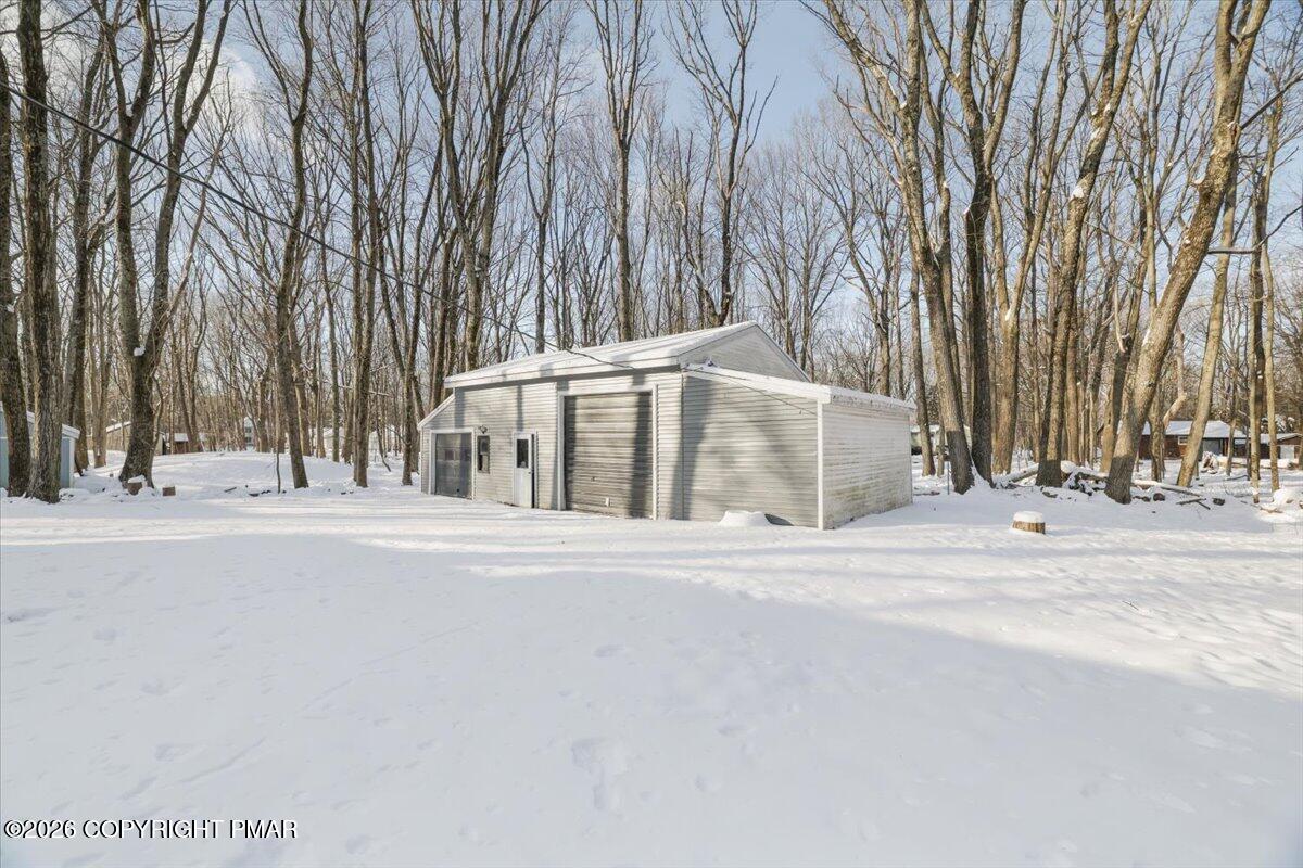 110 Linden Loop Pocono Summit, PA 18346 - Photo 44 of 55 06-RBP50290
