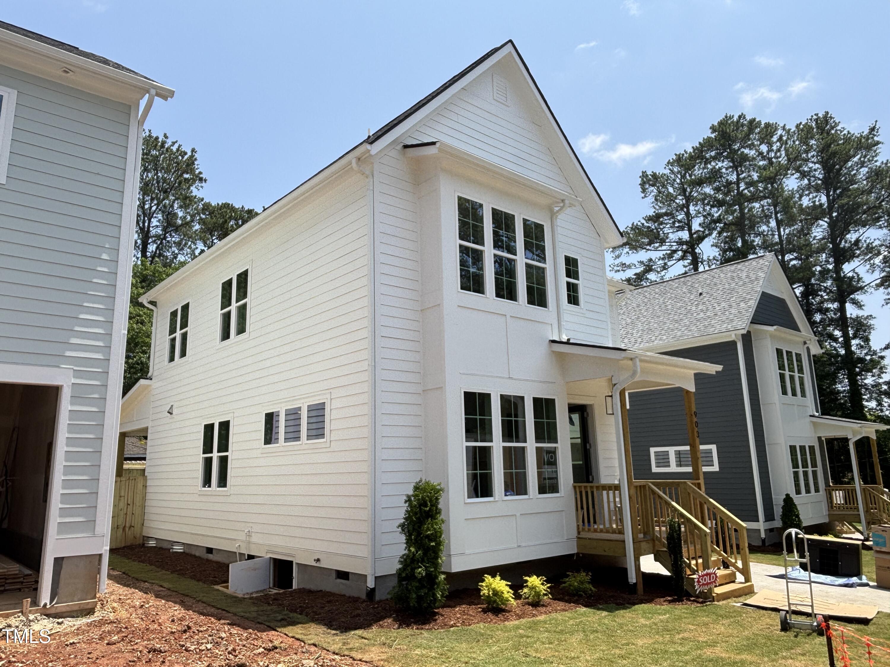 903 Deboy Street Raleigh, NC 27606 - Photo 2 of 4 IMG_0913