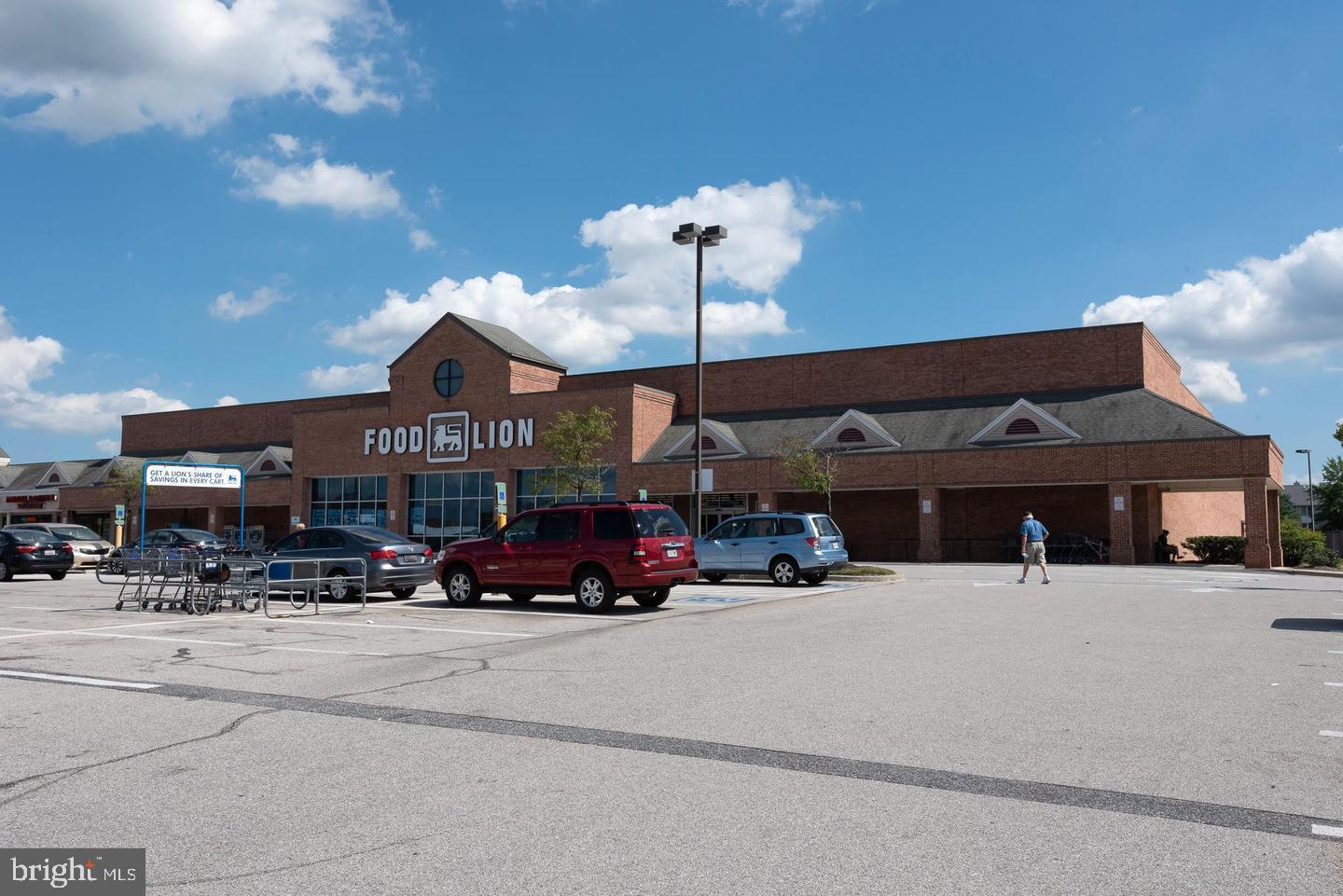 2640 Streamview Drive Odenton, MD 21113 - Photo 67 of 73 a car parked in front of building