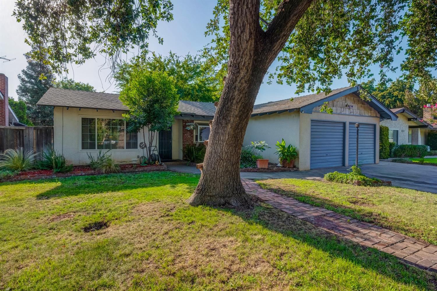 1454 South Reed Avenue Reedley, CA 93654 - Photo 1 of 13 Gallery Image 1
