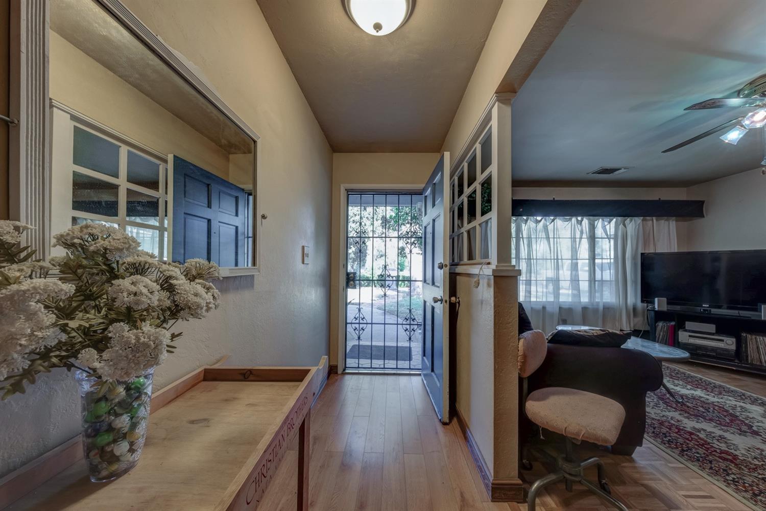 1454 South Reed Avenue Reedley, CA 93654 - Photo 3 of 13 Gallery Image 3