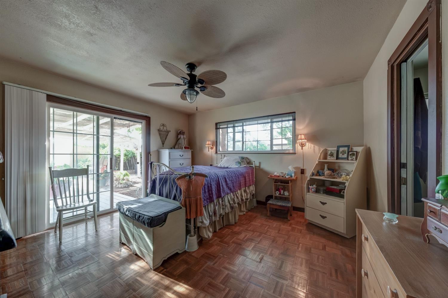 1454 South Reed Avenue Reedley, CA 93654 - Photo 7 of 13 Gallery Image 7