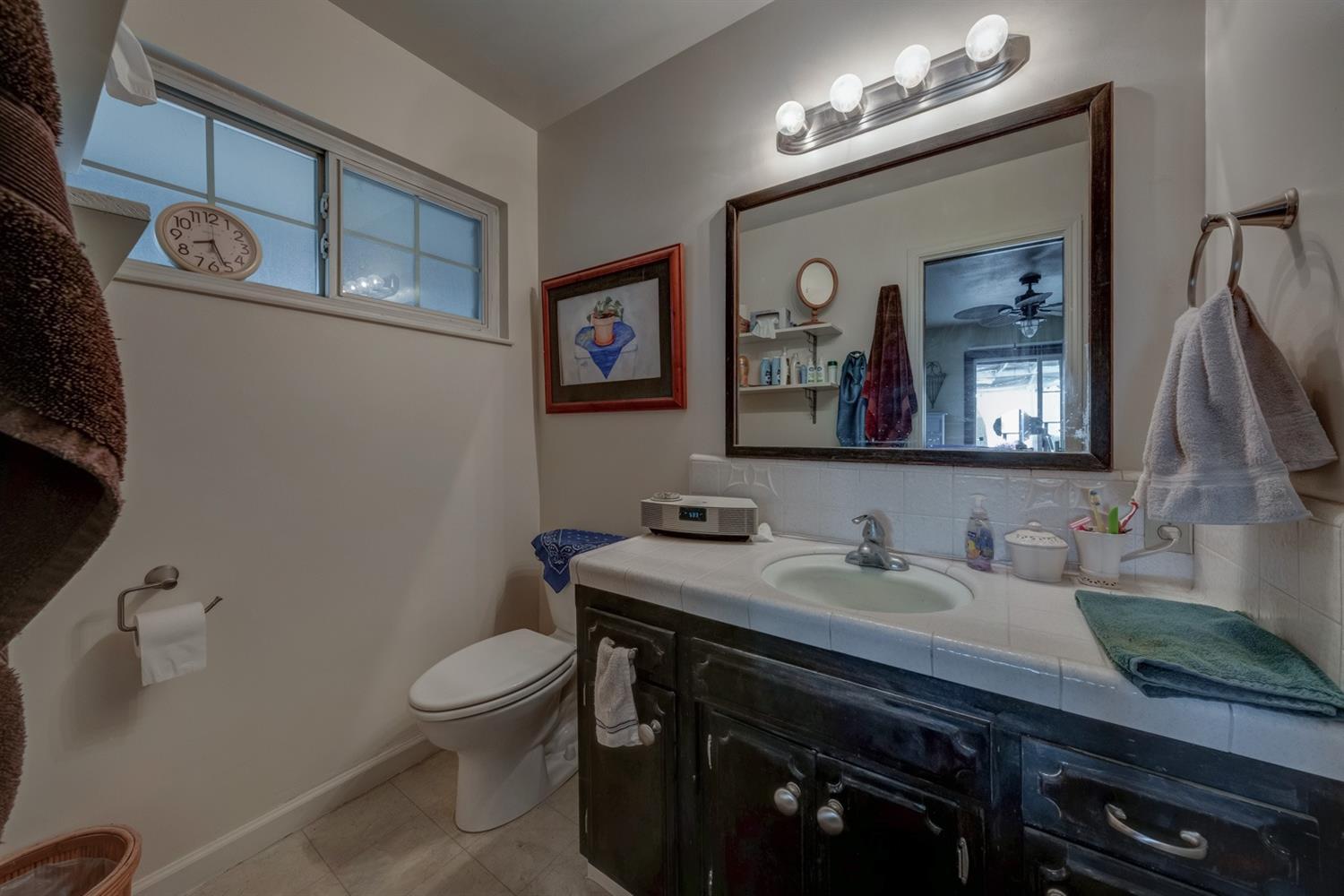 1454 South Reed Avenue Reedley, CA 93654 - Photo 8 of 13 Gallery Image 8
