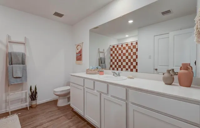 $2,300 | 1714 Fairlea Gin Path, Crosby, TX 77532