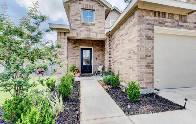 $2,300 | 1714 Fairlea Gin Path, Crosby, TX 77532