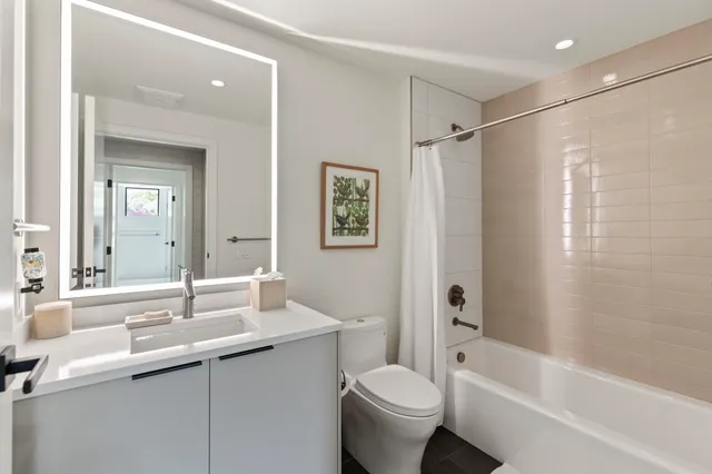 $3,795,000 | 24 Kai Malu Drive, Unit 102 (3B), Kihei, HI 96753