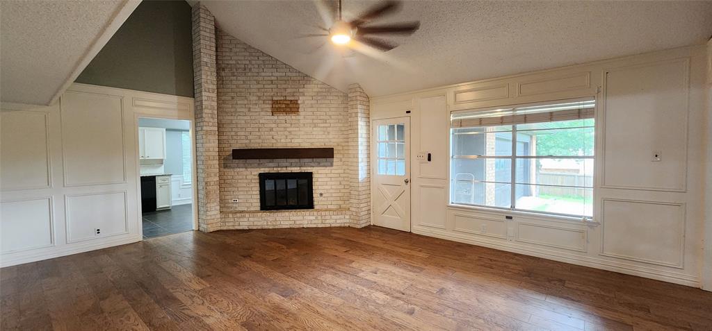 606 Queens Road Denison, TX 75020 - Photo 2 of 37