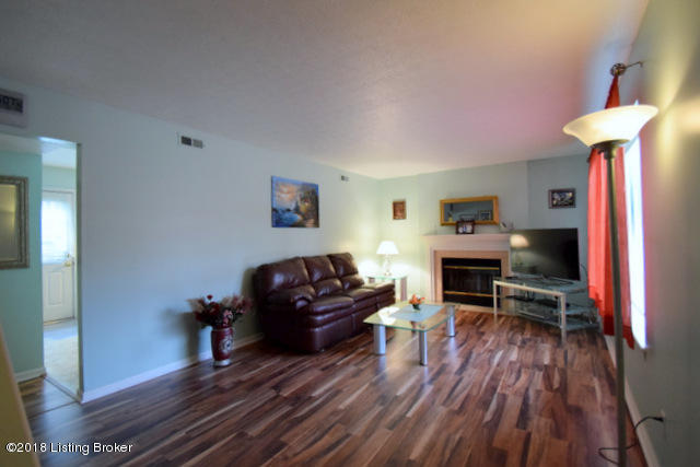 8821 Gutenberg Road Louisville, KY 40299 - Photo 12 of 45 DSC_0153