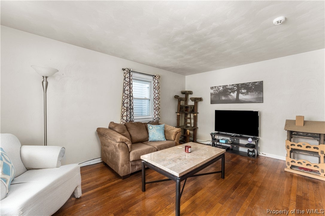 13 Calhoun Street Hampton, VA 23669 - Photo 6 of 26 Gallery Image 6