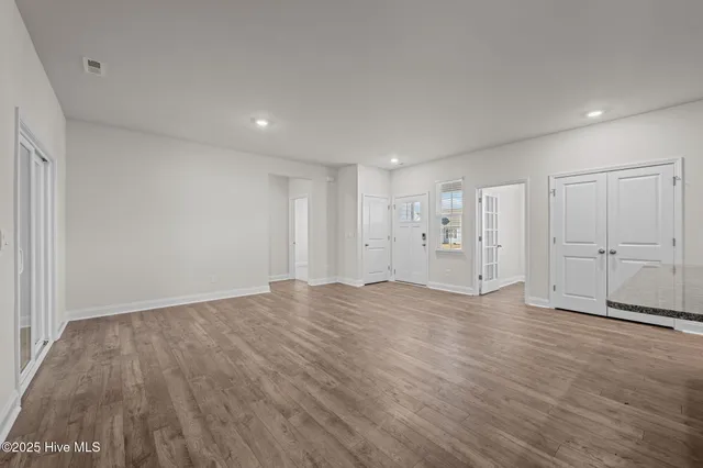 $323,330 | 228 Lake Tyler Drive, New Bern, NC 28560