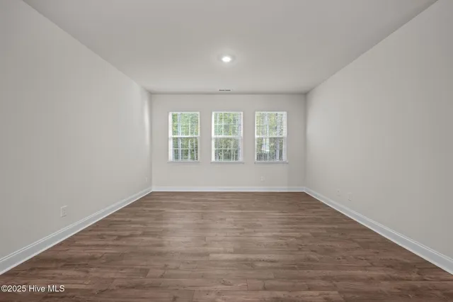 $323,330 | 228 Lake Tyler Drive, New Bern, NC 28560