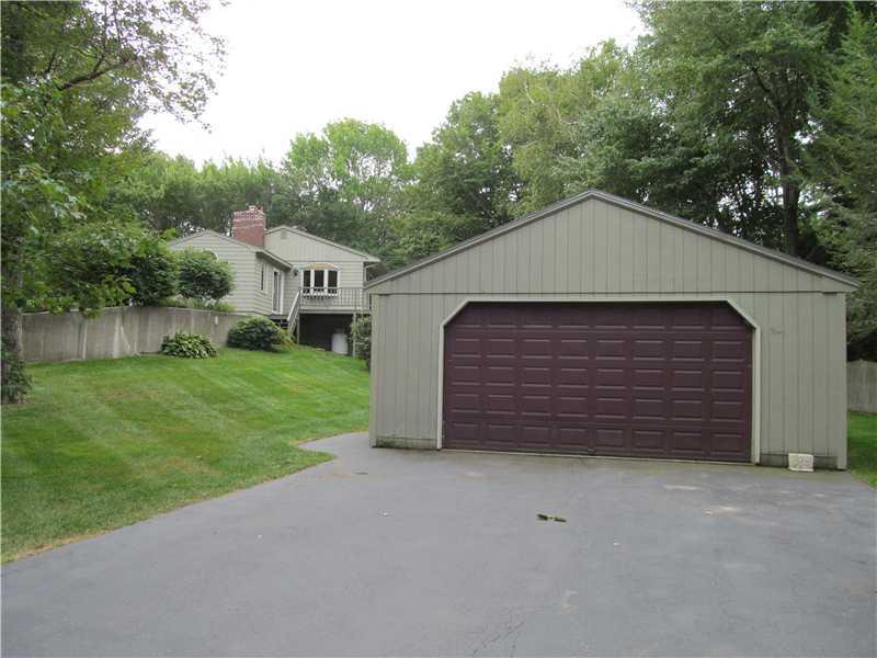 4 Thrasher Road Cape Elizabeth, ME 04107 - Photo 18 of 18 Garage.