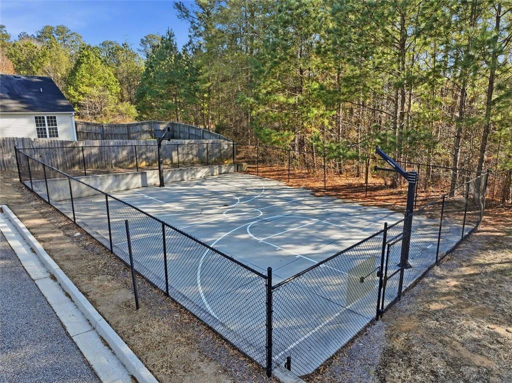 921 Roxeywood Drive Winder, GA 30680 - Photo 10 of 57