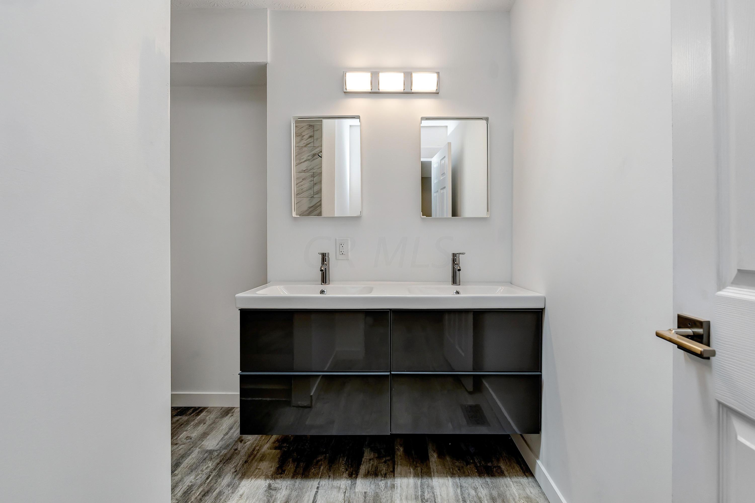 3901 Ramblehurst Road Columbus, OH 43221 - Photo 29 of 32 Gallery Image 29