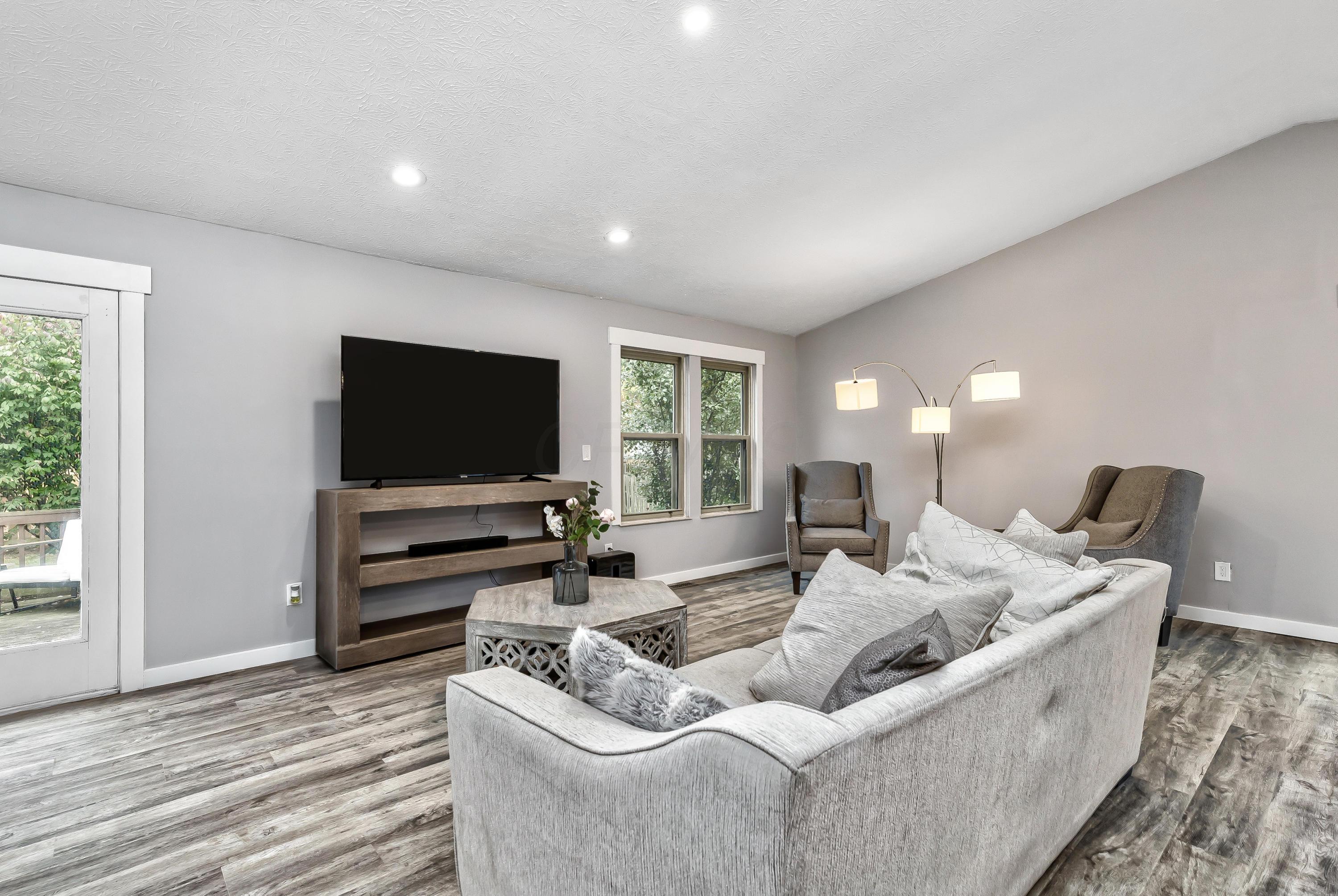 3901 Ramblehurst Road Columbus, OH 43221 - Photo 6 of 32 Gallery Image 6