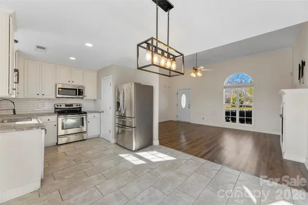 $329,999 | 417 Oakleigh Lane, Oakboro, NC 28129