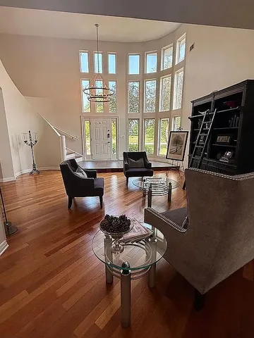 $770,000 | 6N274 West Ridgewood Lane, St. Charles, IL 60175