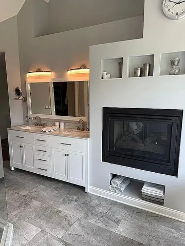 $770,000 | 6N274 West Ridgewood Lane, St. Charles, IL 60175