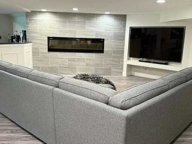 $770,000 | 6N274 West Ridgewood Lane, St. Charles, IL 60175