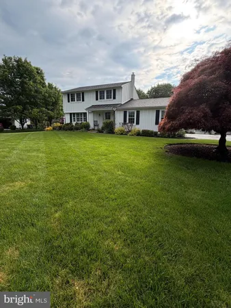 $3,200 | 1520 Hilltop Road, Downingtown, PA 19335