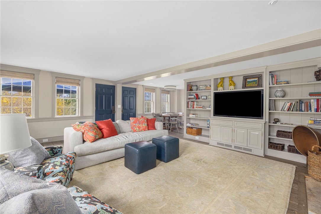 46 Antique Road South Kingstown, RI 02879 - Photo 17 of 35 Gallery Image 17
