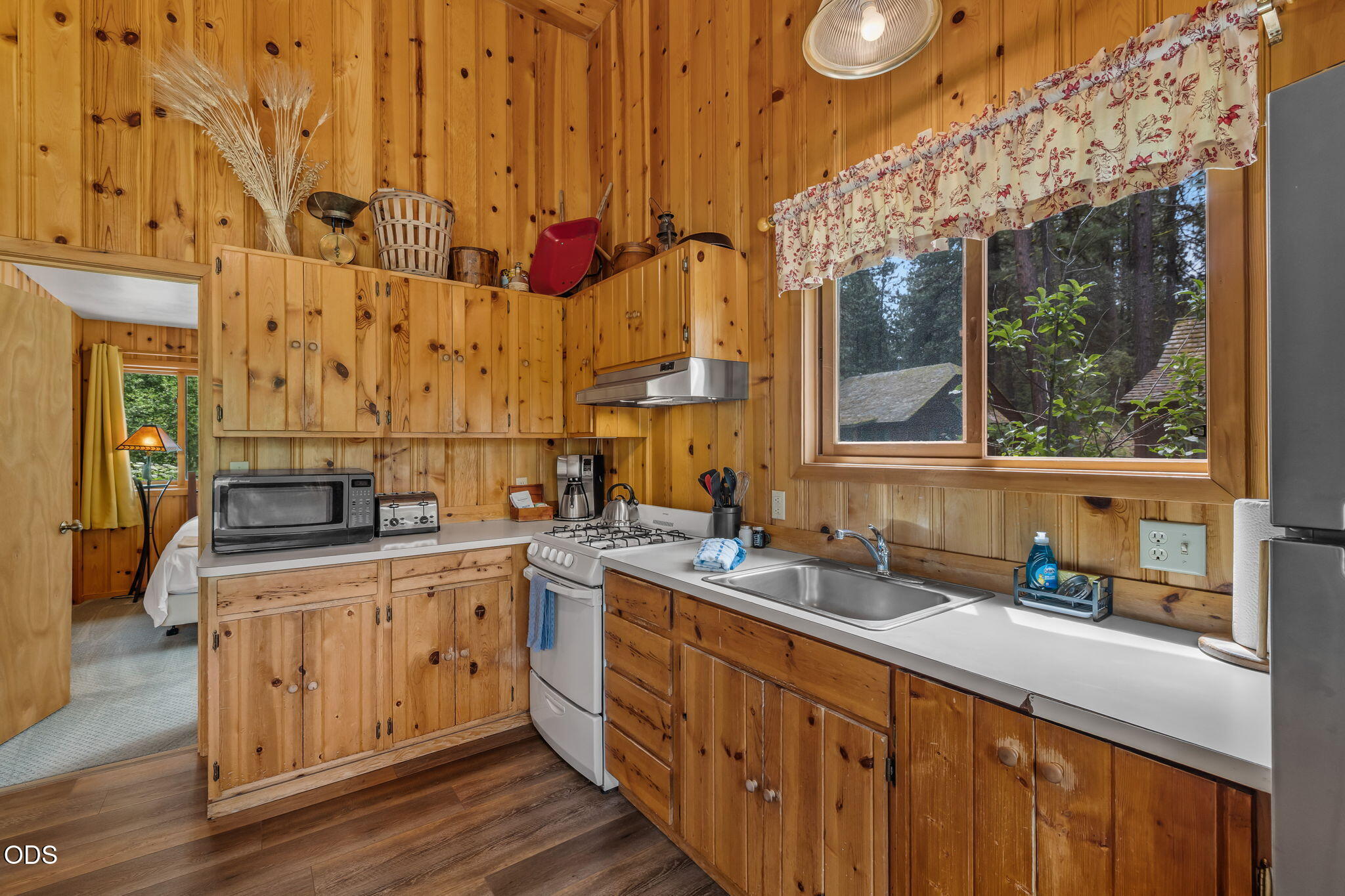 13375 Southwest Forest Service Road, Unit 10 U1 Camp Sherman, OR 97730 - Photo 12 of 23