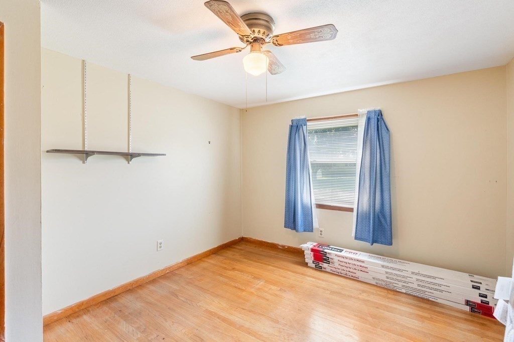 14 Sunbrier Road Springfield, MA 01129 - Photo 13 of 32
